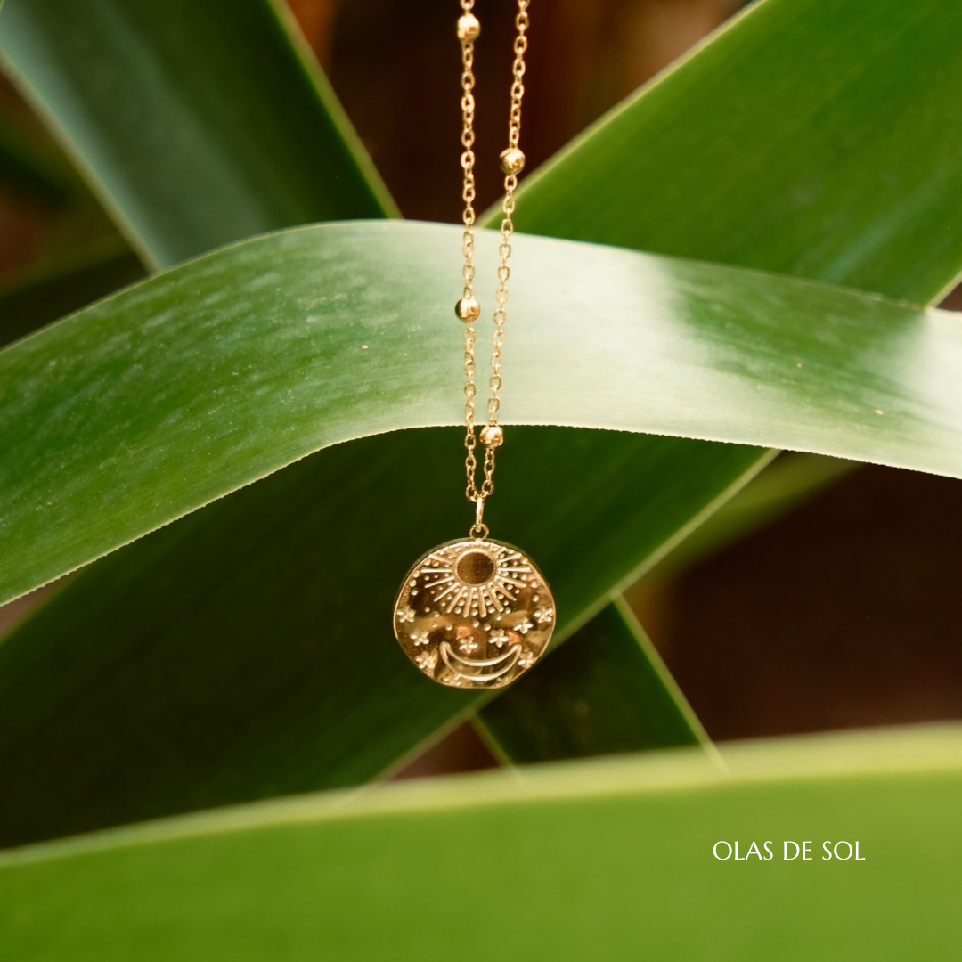 Collar Amanecer - acero inoxidable bañado en oro 18k