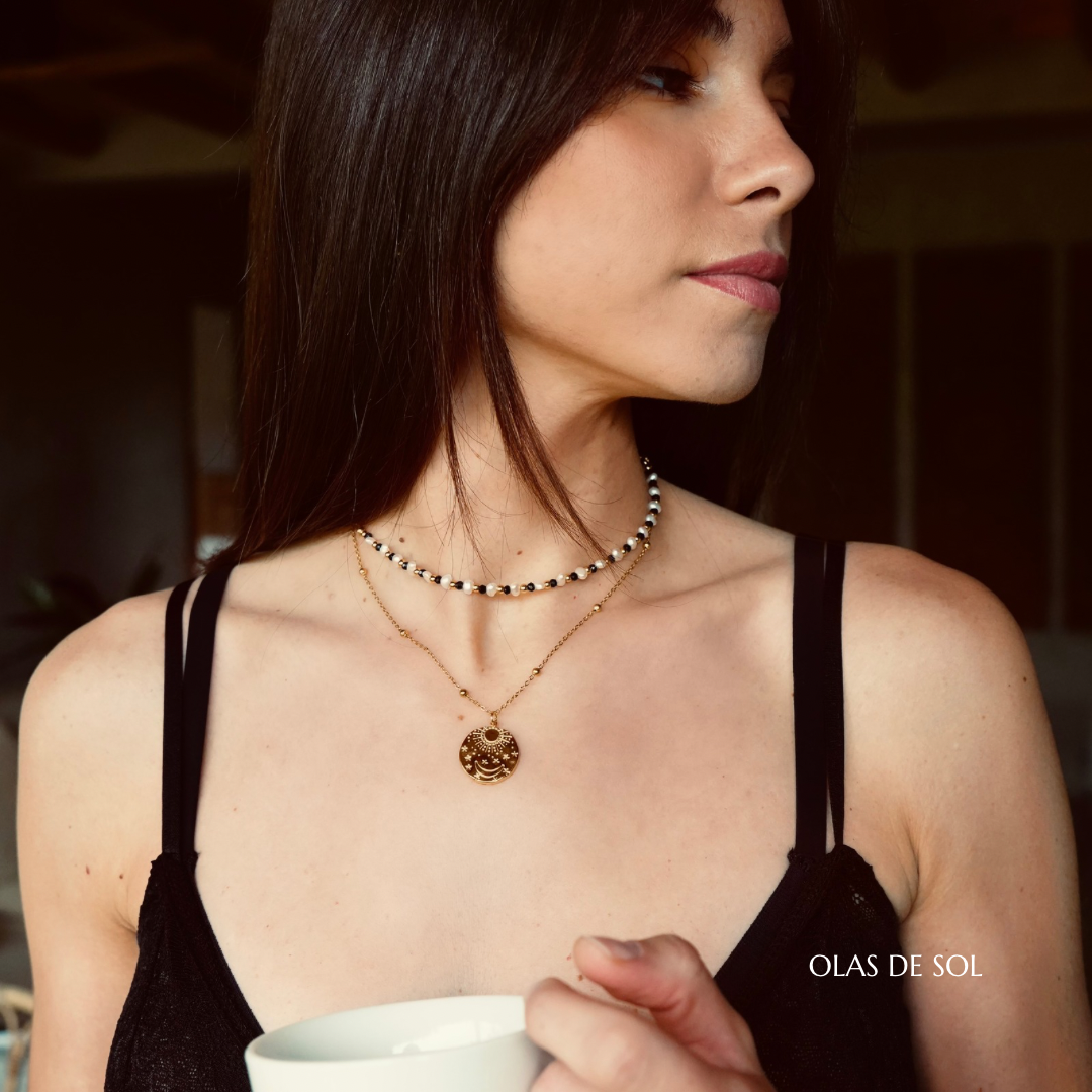 Collar Amanecer - acero inoxidable bañado en oro 18k