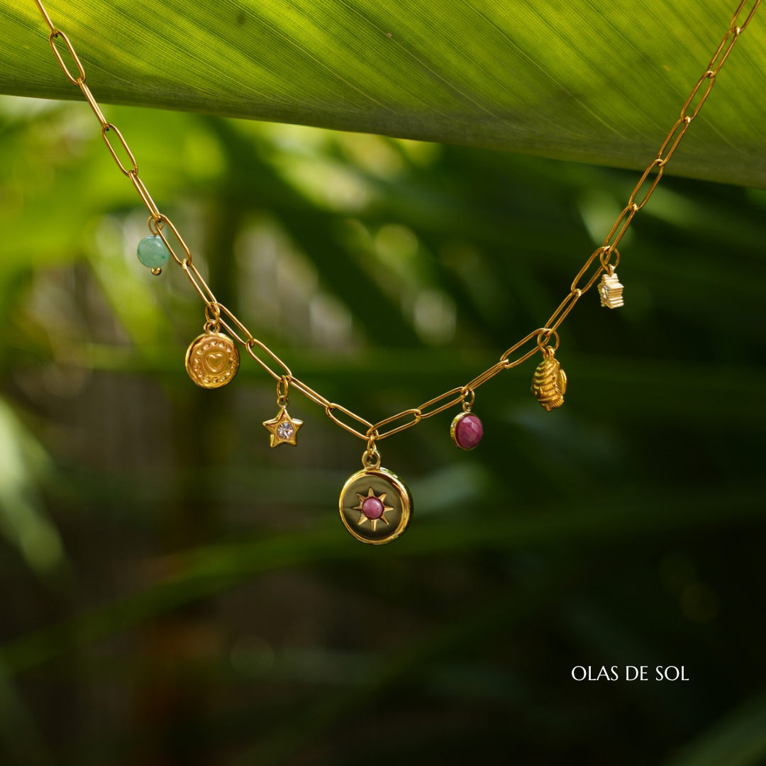 Collar Summer lover charms - acero inoxidable bañado en oro 18k