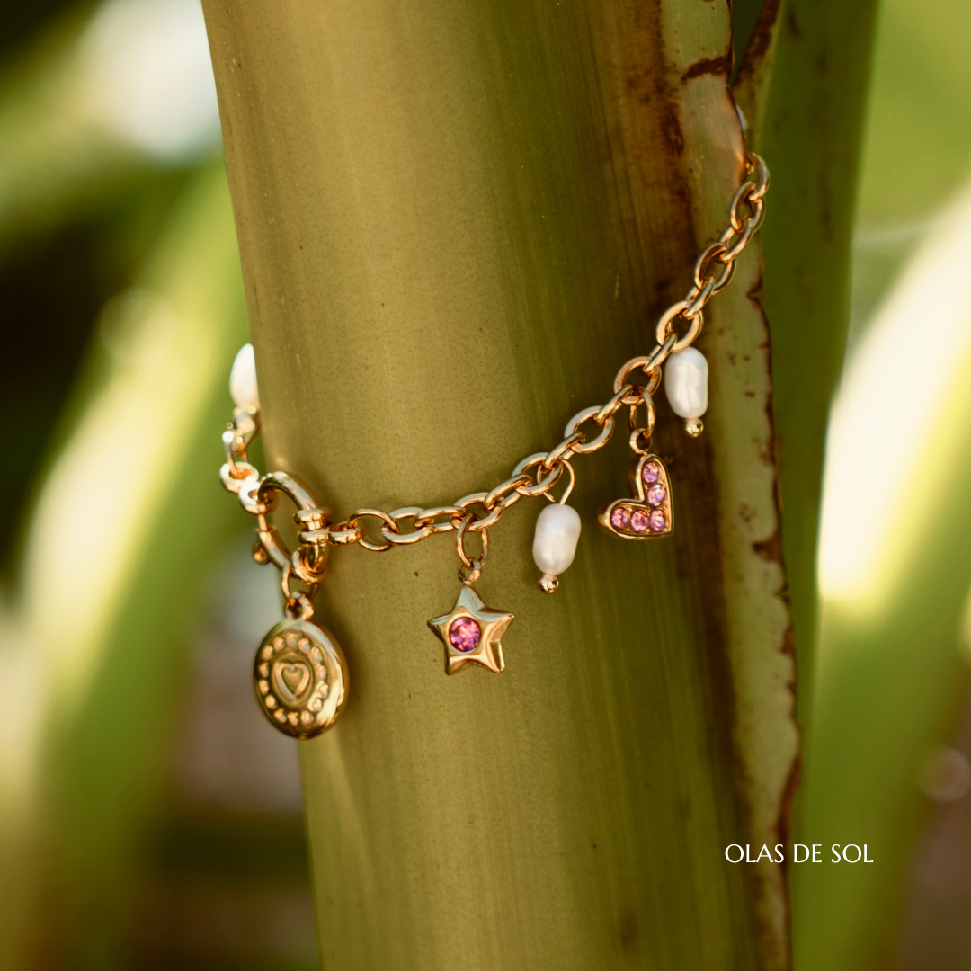 Pulsera Pink charms - acero inoxidable bañado en oro 18k