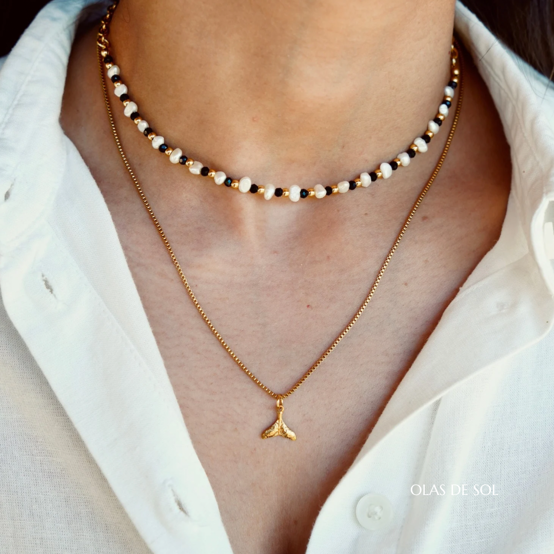Collar Cola de ballena - acero inoxidable bañado en oro 18k