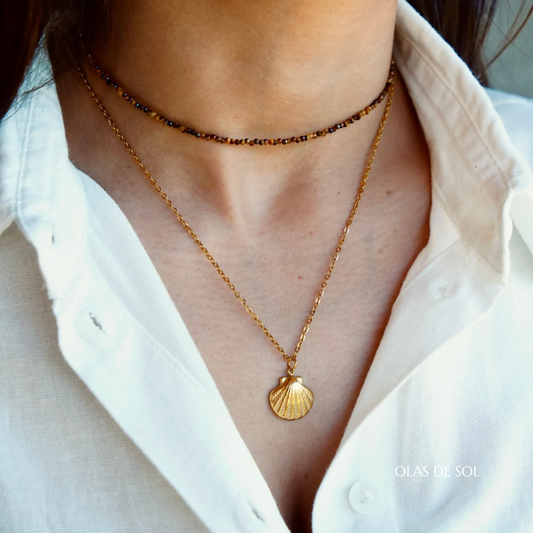 Collar Arenisca - acero inoxidable bañado en oro 18k