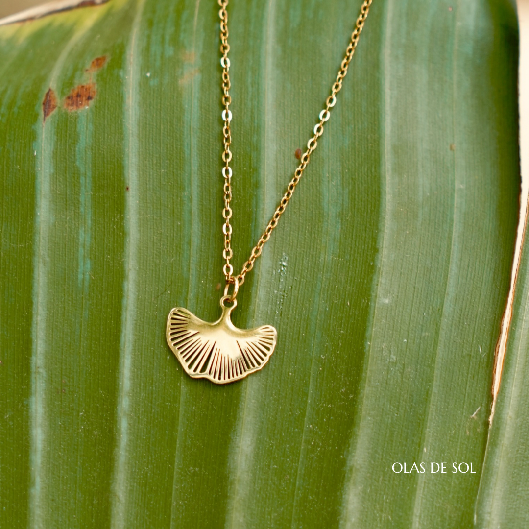 Collar Ondina - acero inoxidable bañado en oro 18k