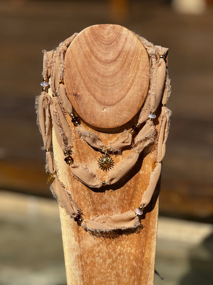 Collar Tierra Sagrada