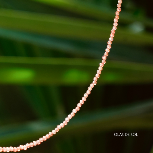 Collar circonitas naranja - acero inoxidable bañado en oro 18k
